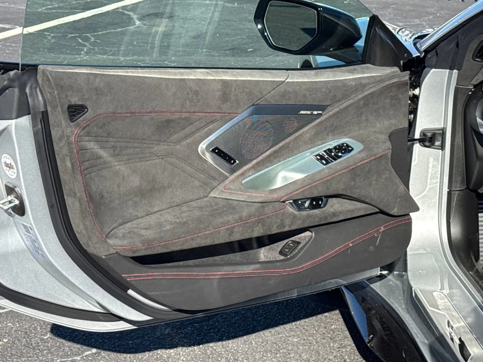 2026 Chevrolet Corvette C8 Z06 - Image 11 of 31
