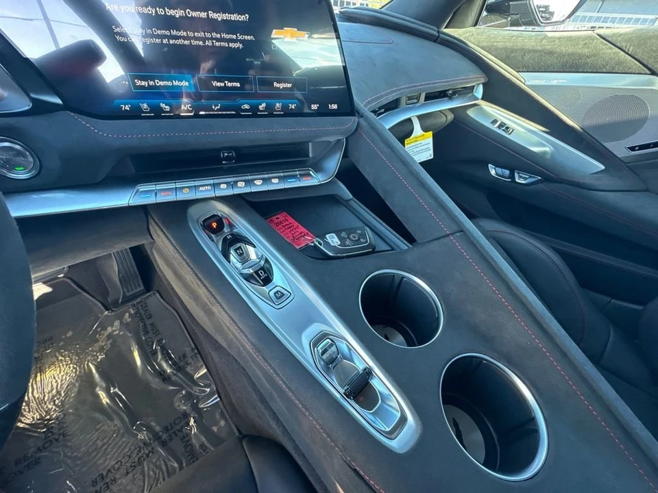 2026 Chevrolet Corvette C8 Z06 - Image 27 of 31