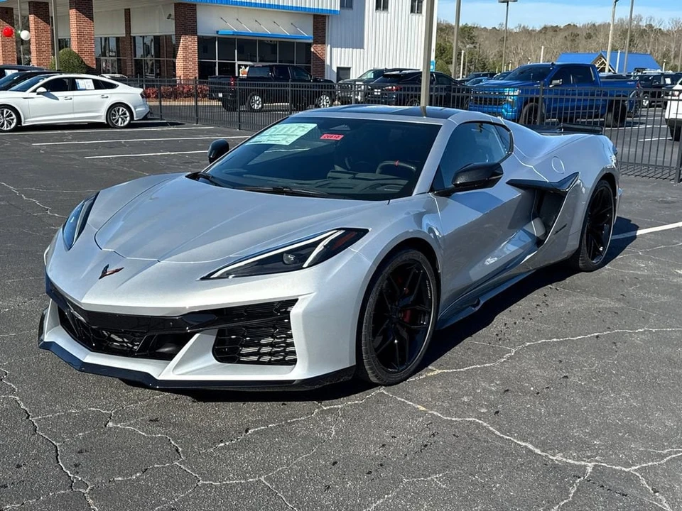 2026 Chevrolet Corvette C8 Z06 - Image 2 of 31