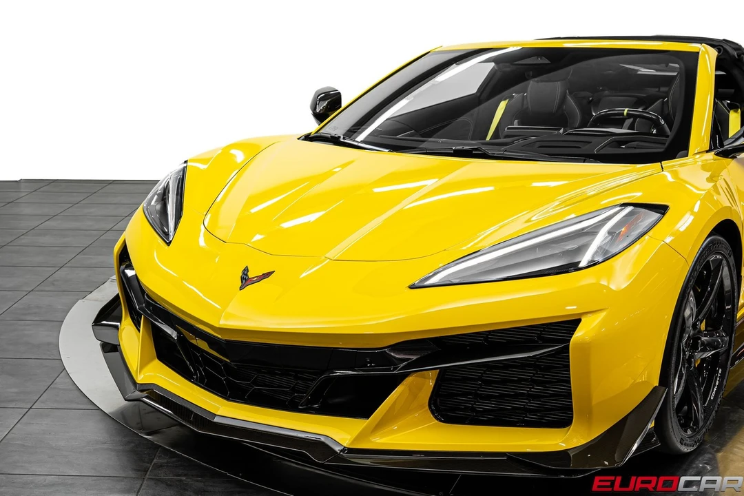 2026 Chevrolet Corvette C8 Z06 - Image 17 of 31