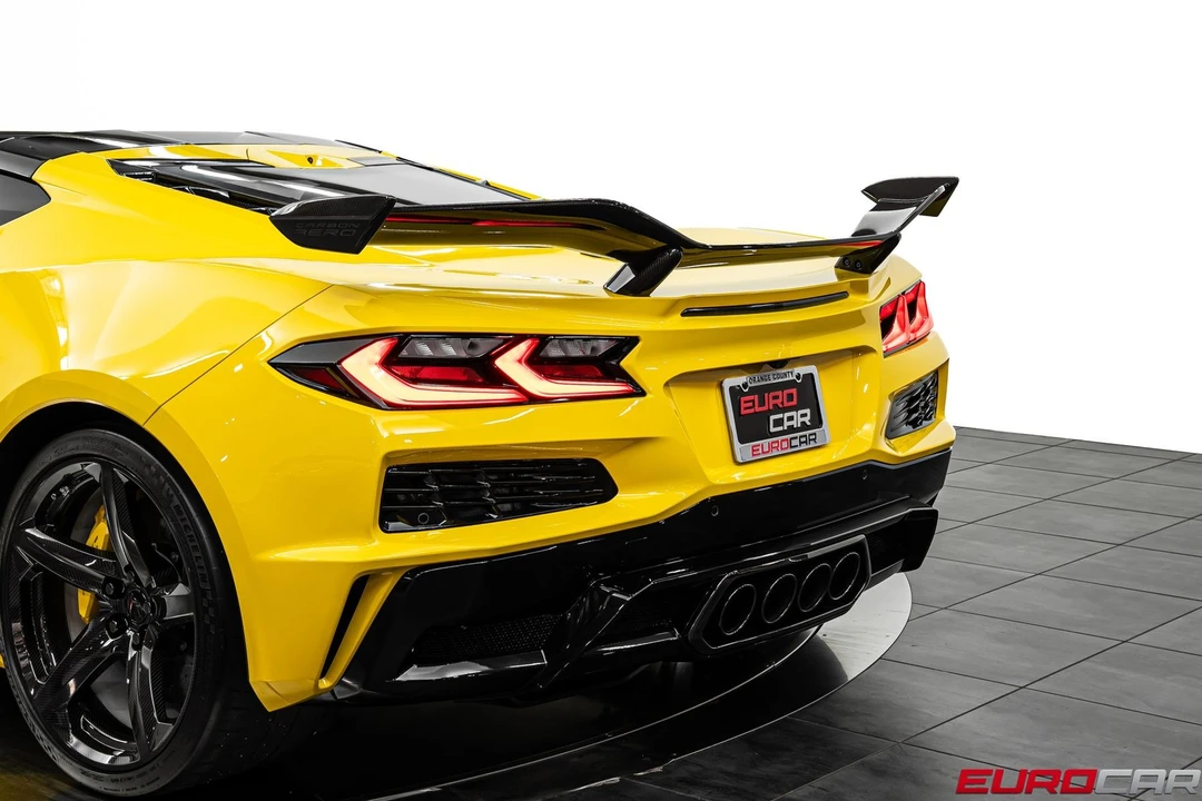 2026 Chevrolet Corvette C8 Z06 - Image 25 of 31