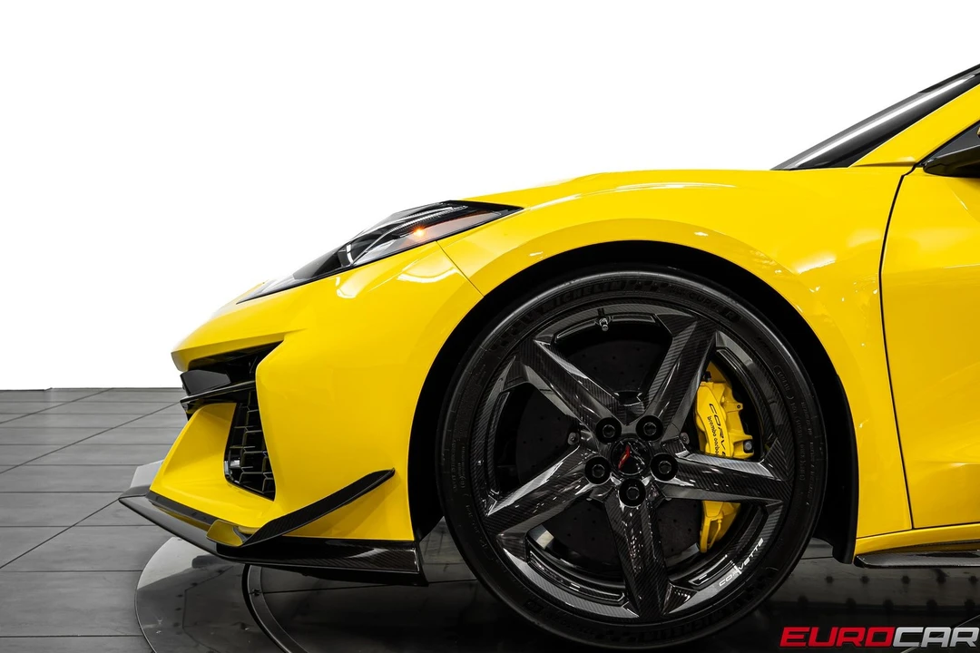 2026 Chevrolet Corvette C8 Z06 - Image 18 of 31