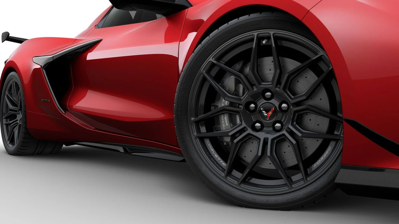 2026 Chevrolet Corvette C8 Z06 - Image 6 of 11