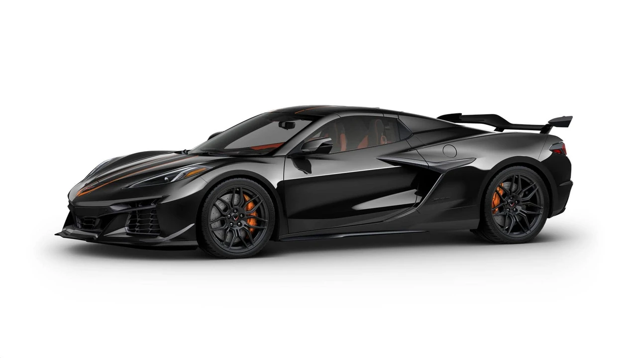 2026 Chevrolet Corvette C8 Z06 - Image 2 of 11