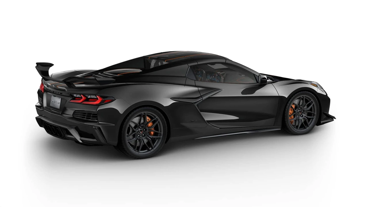 2026 Chevrolet Corvette C8 Z06 - Image 4 of 11