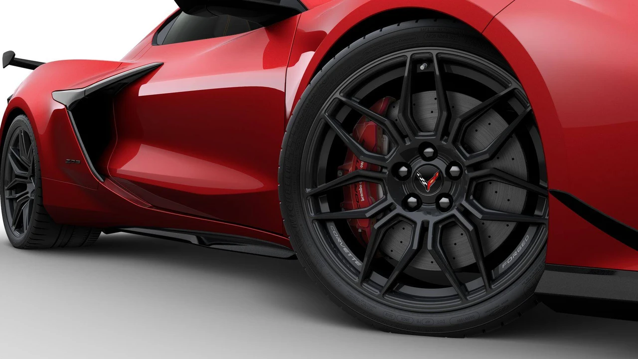 2026 Chevrolet Corvette C8 Z06 - Image 6 of 11