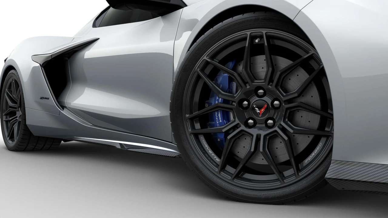 2026 Chevrolet Corvette C8 Z06 - Image 6 of 11