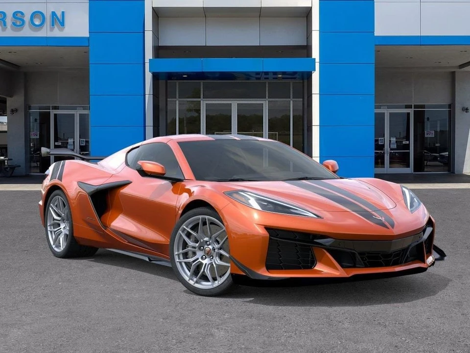 2026 Chevrolet Corvette C8 Z06 - Image 7 of 31
