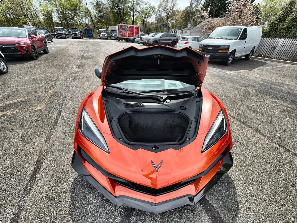 2026 Chevrolet Corvette C8 Z06 - Image 23 of 31