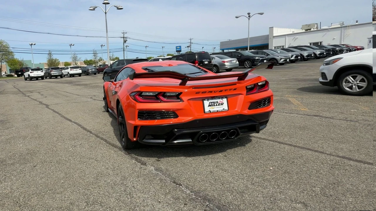 2026 Chevrolet Corvette C8 Z06 - Image 7 of 31