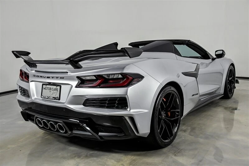 2026 Chevrolet Corvette C8 Z06 - Image 9 of 31