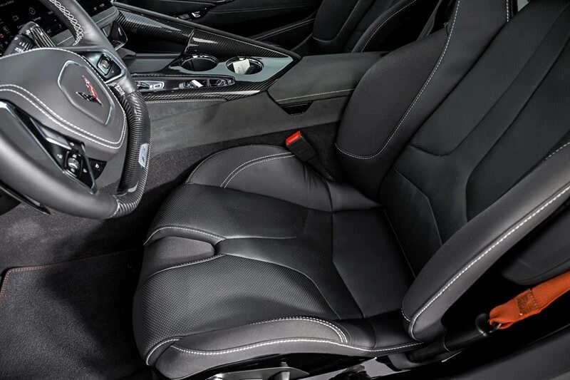 2026 Chevrolet Corvette C8 Z06 - Image 18 of 31