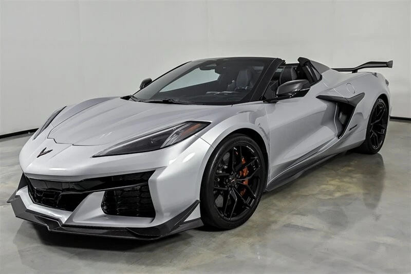 2026 Chevrolet Corvette C8 Z06 - Image 5 of 31