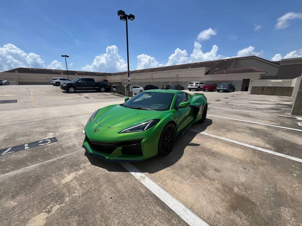 2026 Chevrolet Corvette C8 Z06 - Image 3 of 5