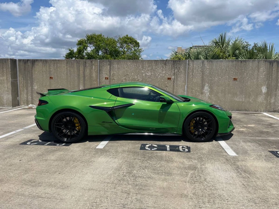 2026 Chevrolet Corvette C8 Z06 - Image 2 of 5