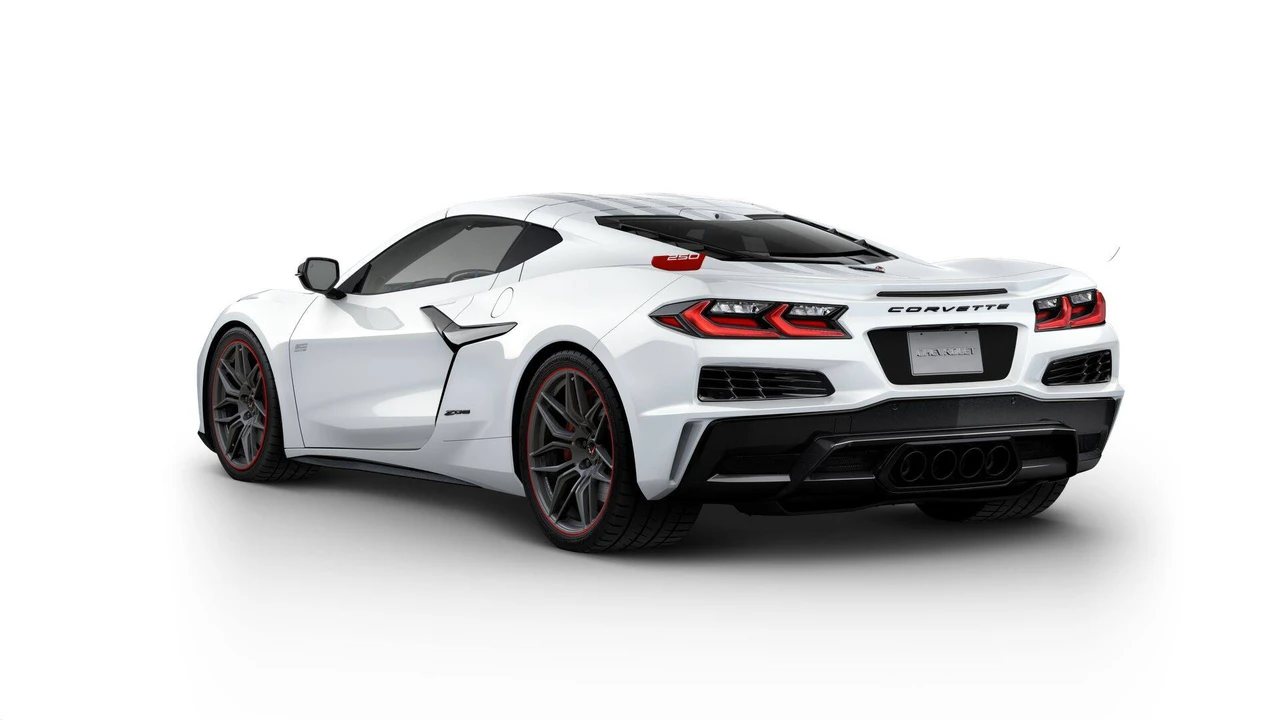 2026 Chevrolet Corvette C8 Z06 - Image 3 of 11