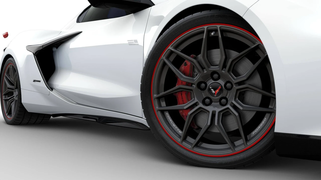 2026 Chevrolet Corvette C8 Z06 - Image 6 of 11