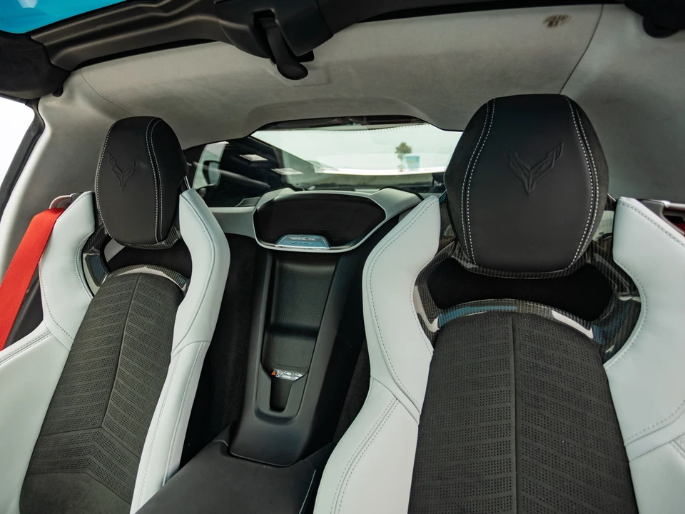 2026 Chevrolet Corvette C8 Z06 - Image 27 of 31