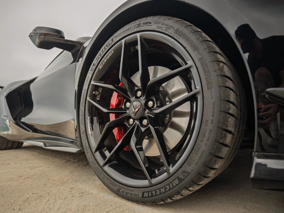 2026 Chevrolet Corvette C8 Z06 - Image 21 of 31