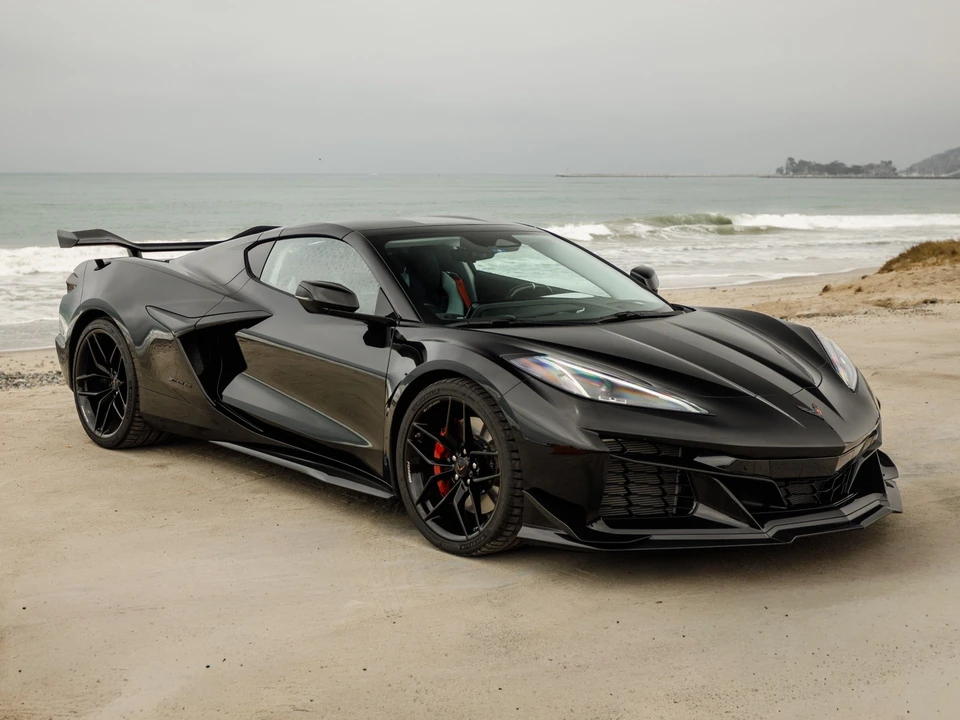 2026 Chevrolet Corvette C8 Z06 - Image 4 of 31