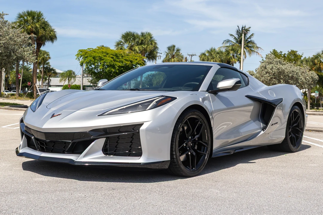 2026 Chevrolet Corvette C8 Z06 - Image 12 of 31