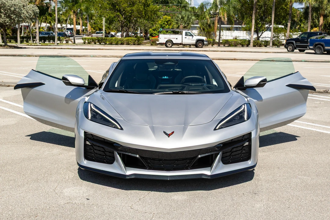 2026 Chevrolet Corvette C8 Z06 - Image 11 of 31