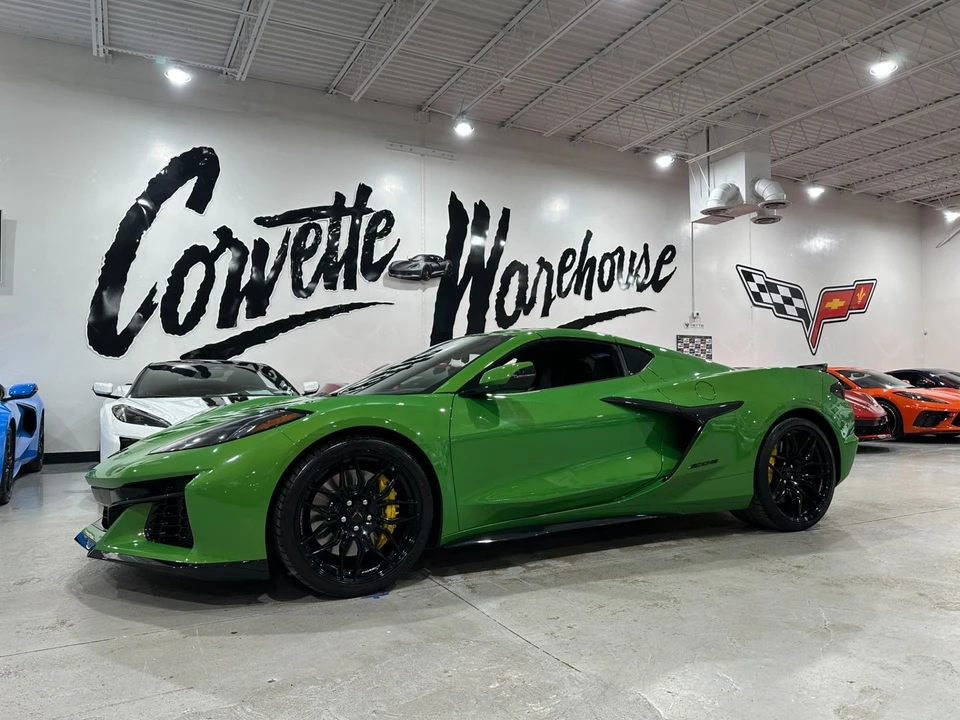 2026 Chevrolet Corvette C8 Z06 - Image 19 of 21