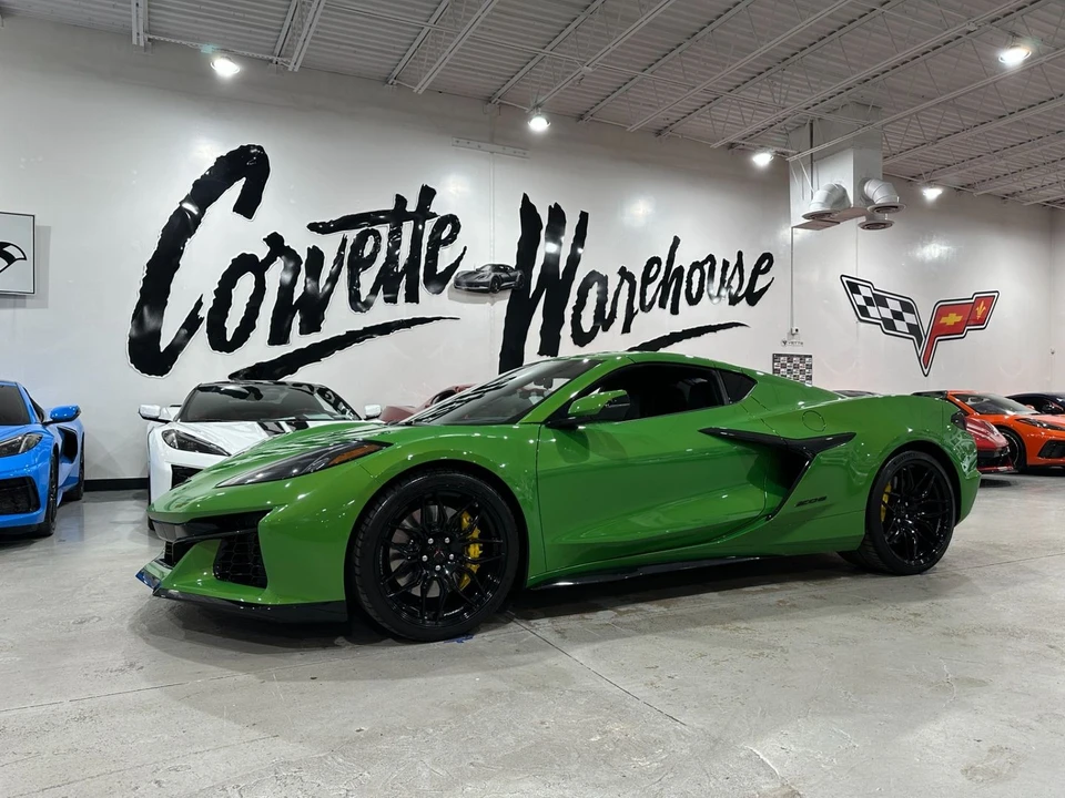 2026 Chevrolet Corvette C8 Z06 - Image 15 of 21