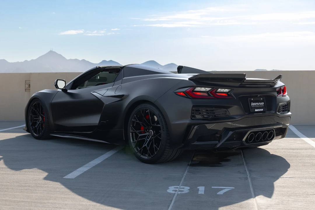 2026 Chevrolet Corvette C8 ZR1 - Image 8 of 31