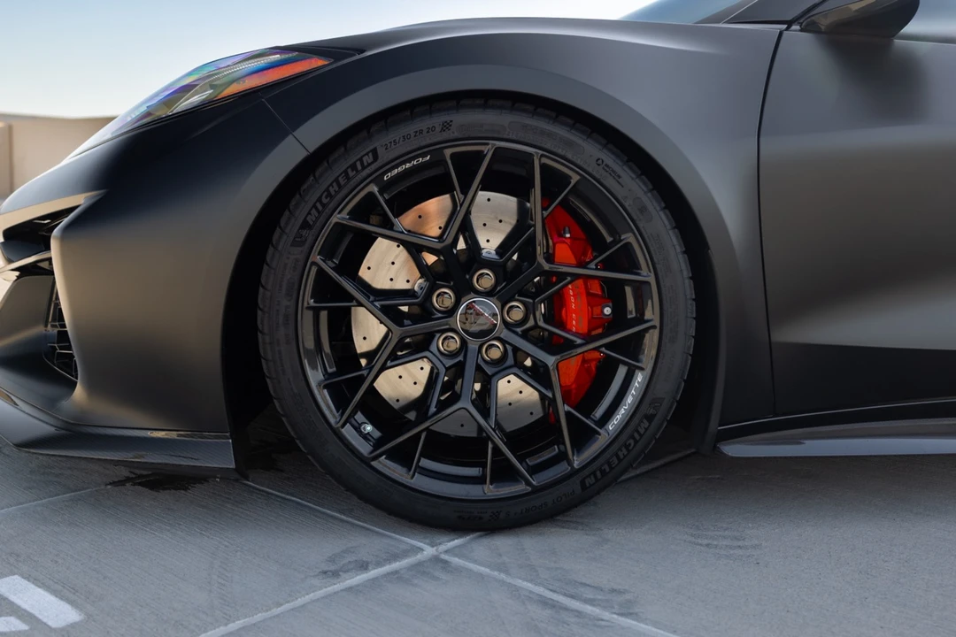 2026 Chevrolet Corvette C8 ZR1 - Image 12 of 31