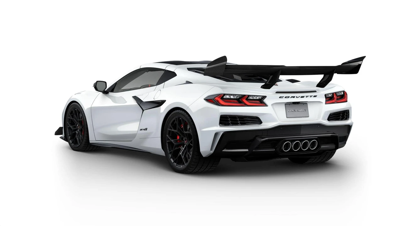 2026 Chevrolet Corvette C8 ZR1 - Image 3 of 11