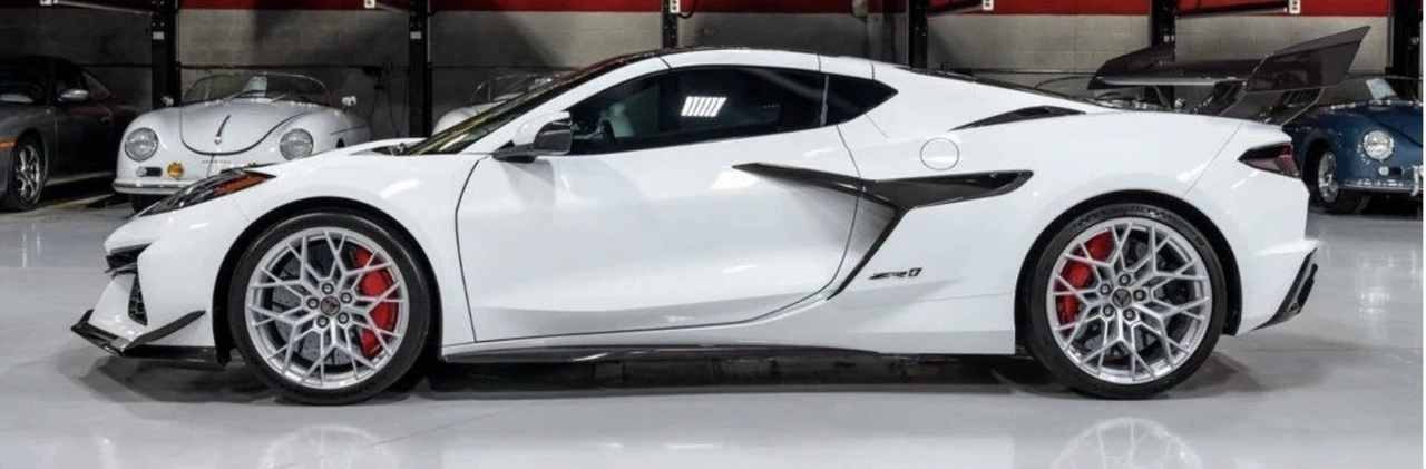 2026 Chevrolet Corvette C8 ZR1 - Image 6 of 17