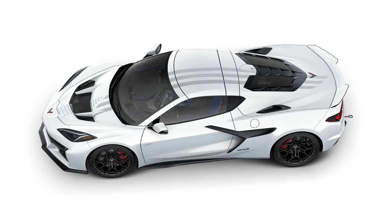 2026 Chevrolet Corvette C8 ZR1 - Image 7 of 11