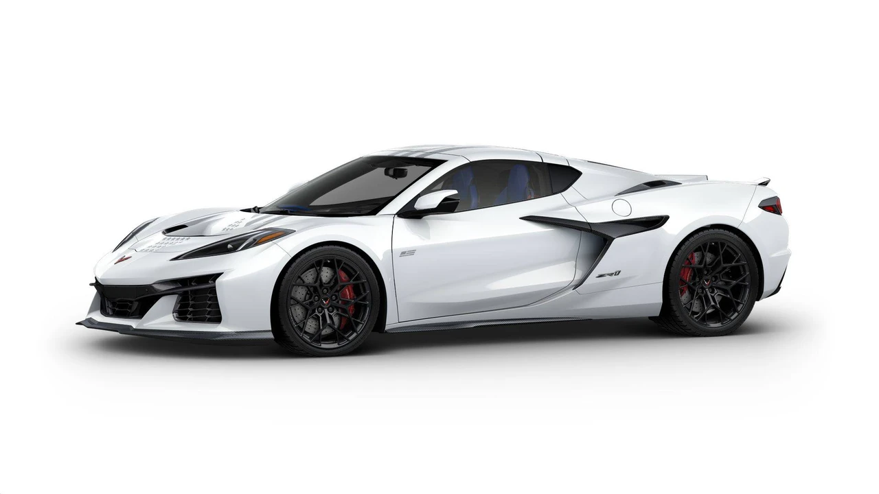 2026 Chevrolet Corvette C8 ZR1 - Image 2 of 11