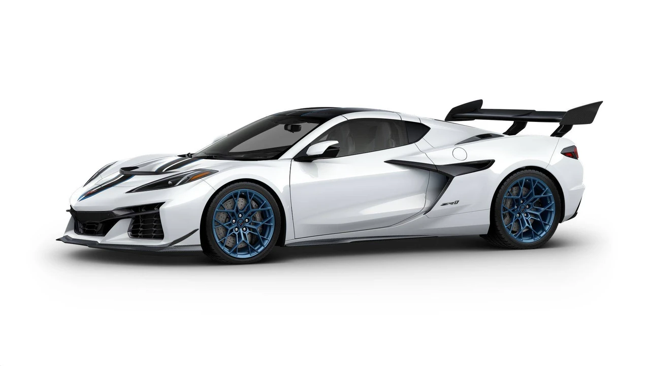 2026 Chevrolet Corvette C8 ZR1 - Image 2 of 11