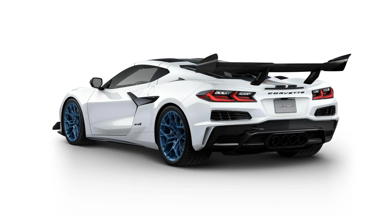2026 Chevrolet Corvette C8 ZR1 - Image 3 of 11