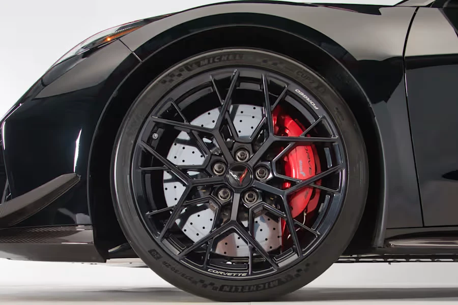 2026 Chevrolet Corvette C8 ZR1 - Image 21 of 31