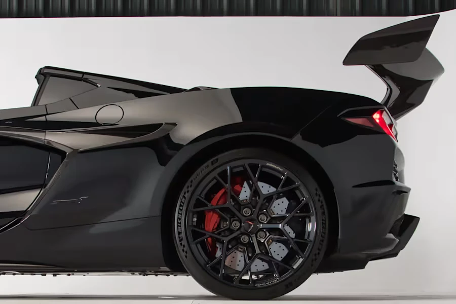 2026 Chevrolet Corvette C8 ZR1 - Image 20 of 31
