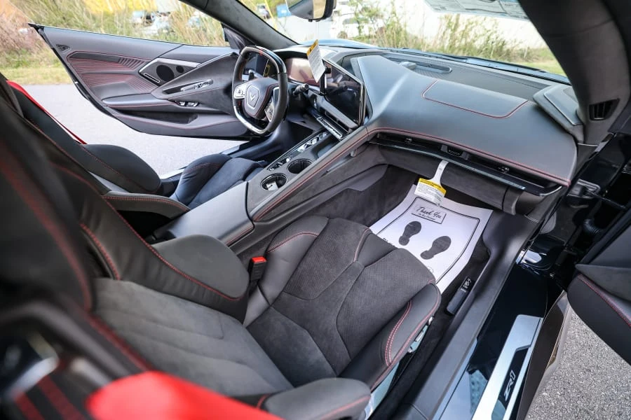 2026 Chevrolet Corvette C8 ZR1 - Image 26 of 31