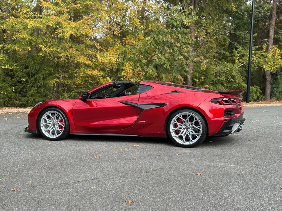 2026 Chevrolet Corvette C8 ZR1 - Image 9 of 12