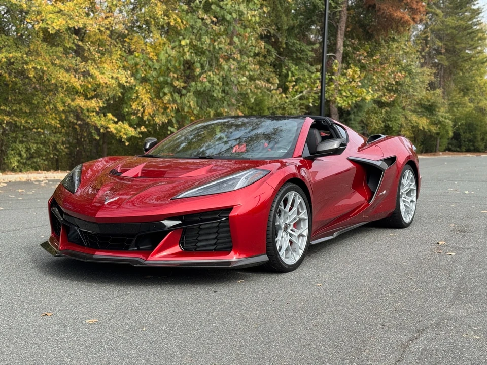 2026 Chevrolet Corvette C8 ZR1 - Image 5 of 12