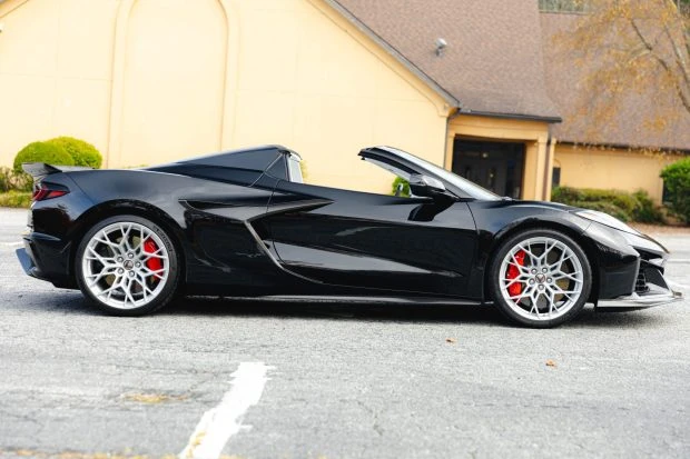 2026 Chevrolet Corvette C8 ZR1 - Image 3 of 8