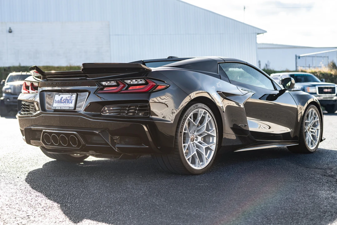 2026 Chevrolet Corvette C8 ZR1 - Image 7 of 31