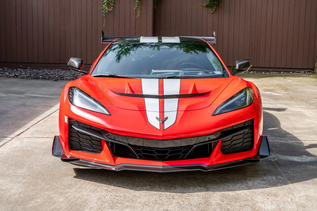 2026 Chevrolet Corvette C8 ZR1 - Image 2 of 31