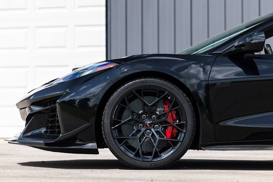 2026 Chevrolet Corvette C8 ZR1 - Image 23 of 31