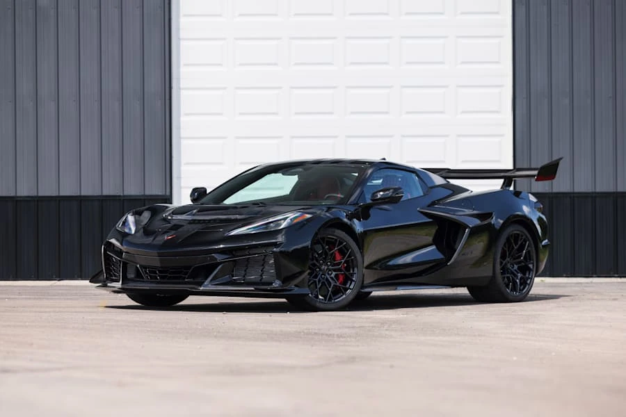 2026 Chevrolet Corvette C8 ZR1 - Image 16 of 31