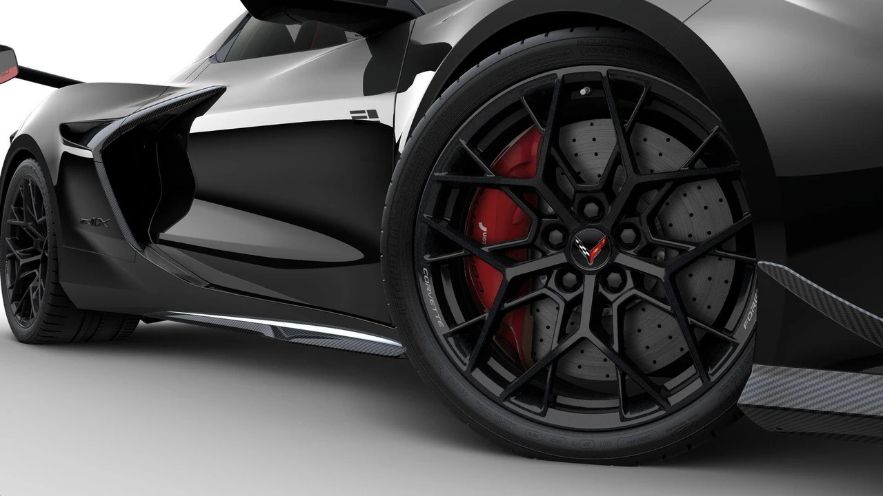 2026 Chevrolet Corvette C8 ZR1 - Image 6 of 11