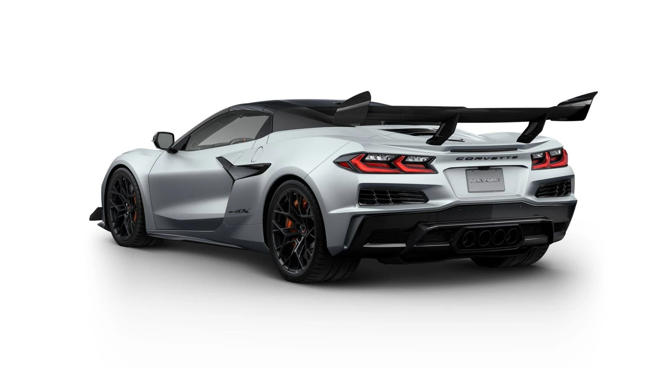 2026 Chevrolet Corvette C8 ZR1 - Image 27 of 31