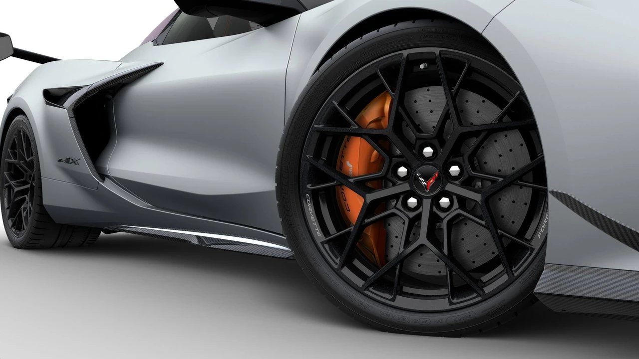 2026 Chevrolet Corvette C8 ZR1 - Image 30 of 31