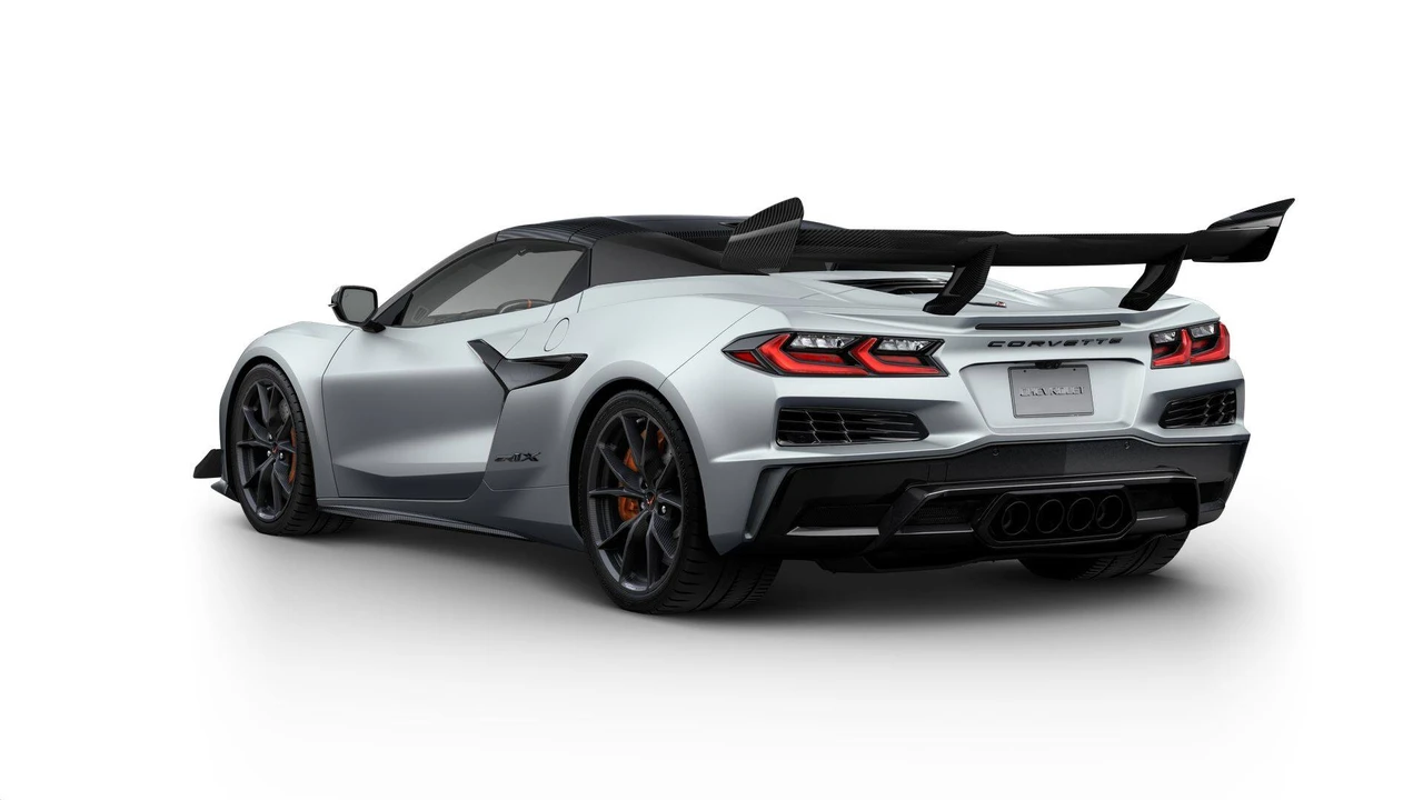2026 Chevrolet Corvette C8 ZR1 - Image 3 of 11